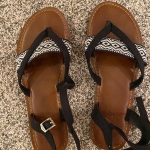 TOMS Lexie Sandals - size 7 Excellent condition